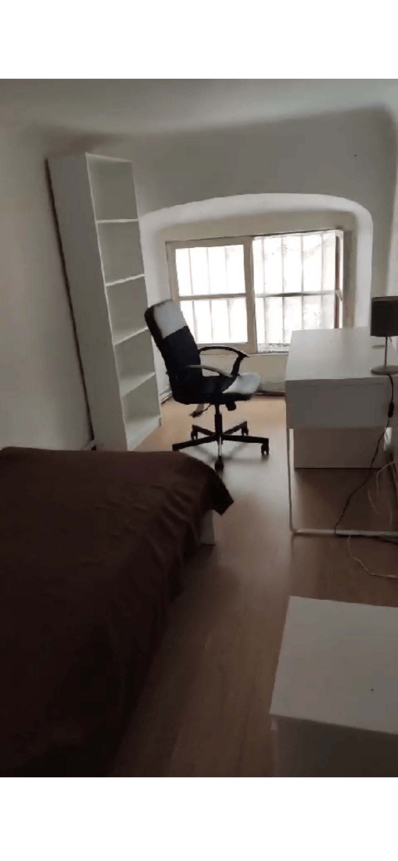 Single room Genoa, 1 bed, 13m² — photo 1