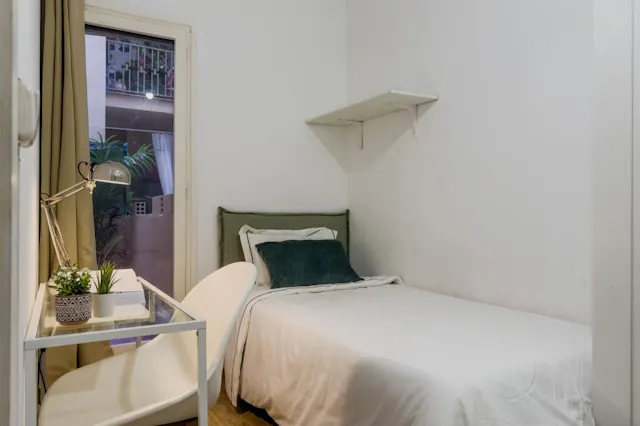 Private room in Carrer de Cabanes, Barcelona (1208861) room image 1
