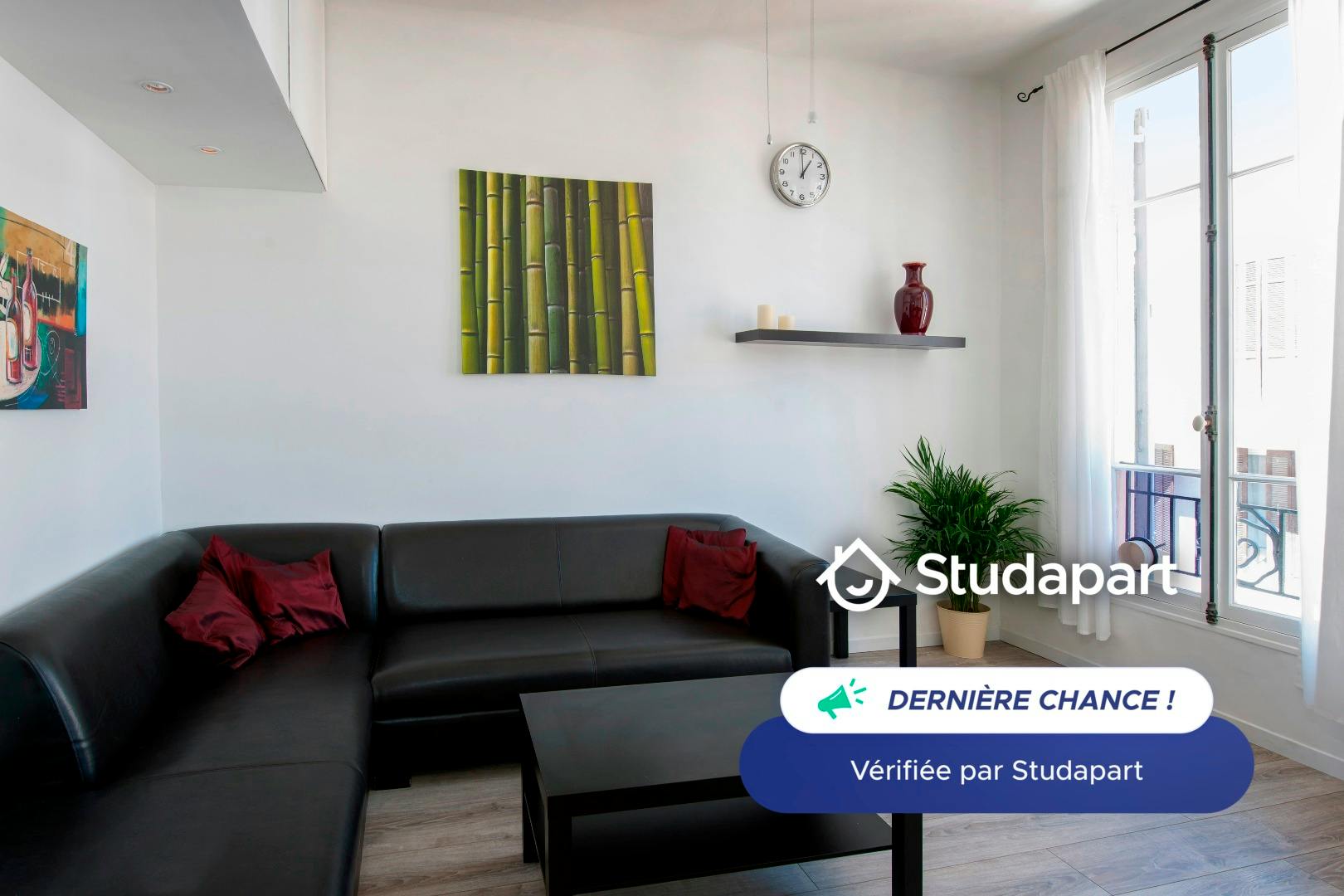 Apartment for rent for €1,300 per month in Antibes, Rue Bricka