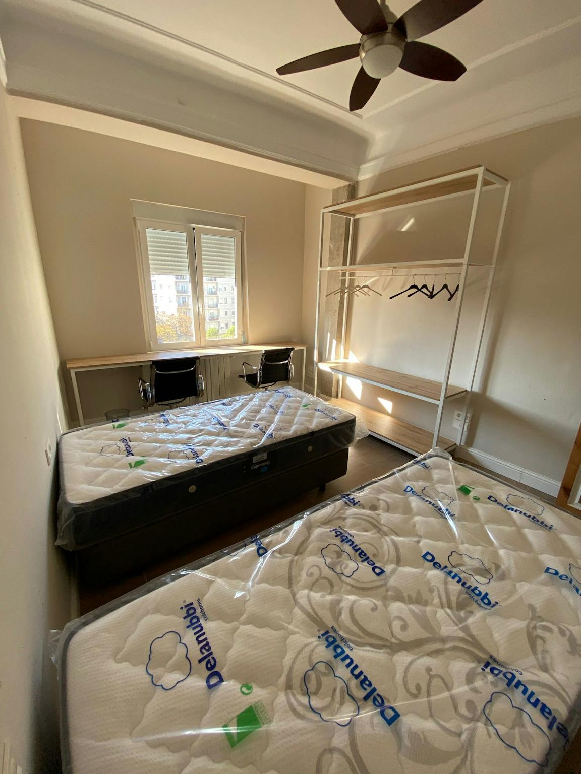 Plaça Xúquer, Valencia preview