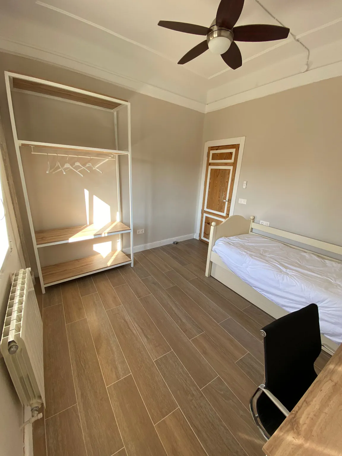Private room in Plaça Xúquer, Valencia (1210589) ROOM