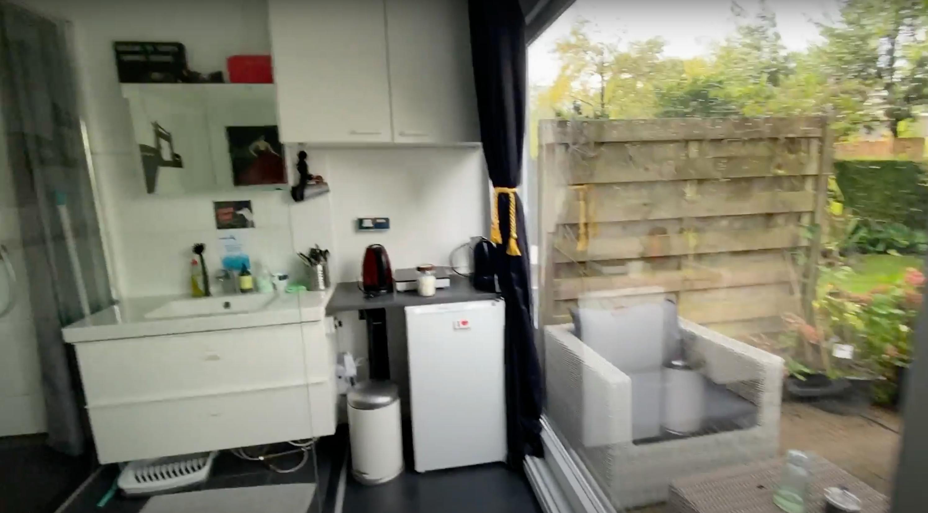 preview gallery tile