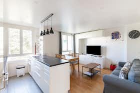 Appartement te huur voor € 2.900 per maand in Rueil-Malmaison, Rue de la Mélonière