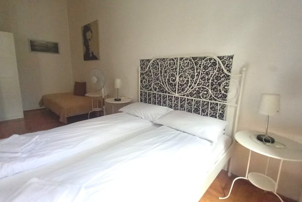 Akácfa utca, Budapest preview