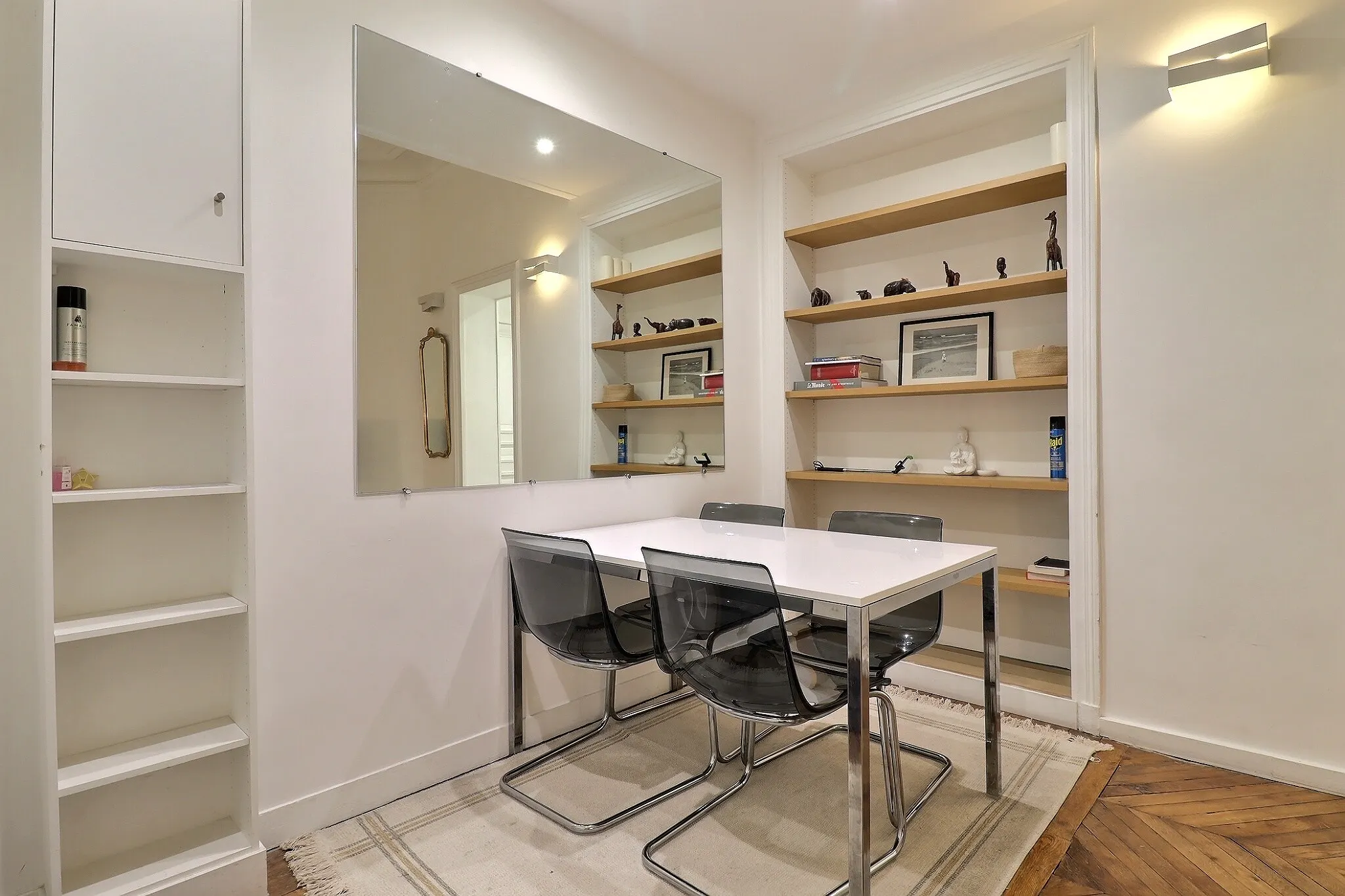 1-Bedroom Apartment in Rue Marbeuf, Paris (1217342) ROOM 3