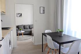Appartamento in affitto a 22.507 CZK al mese a Prague, Koněvova