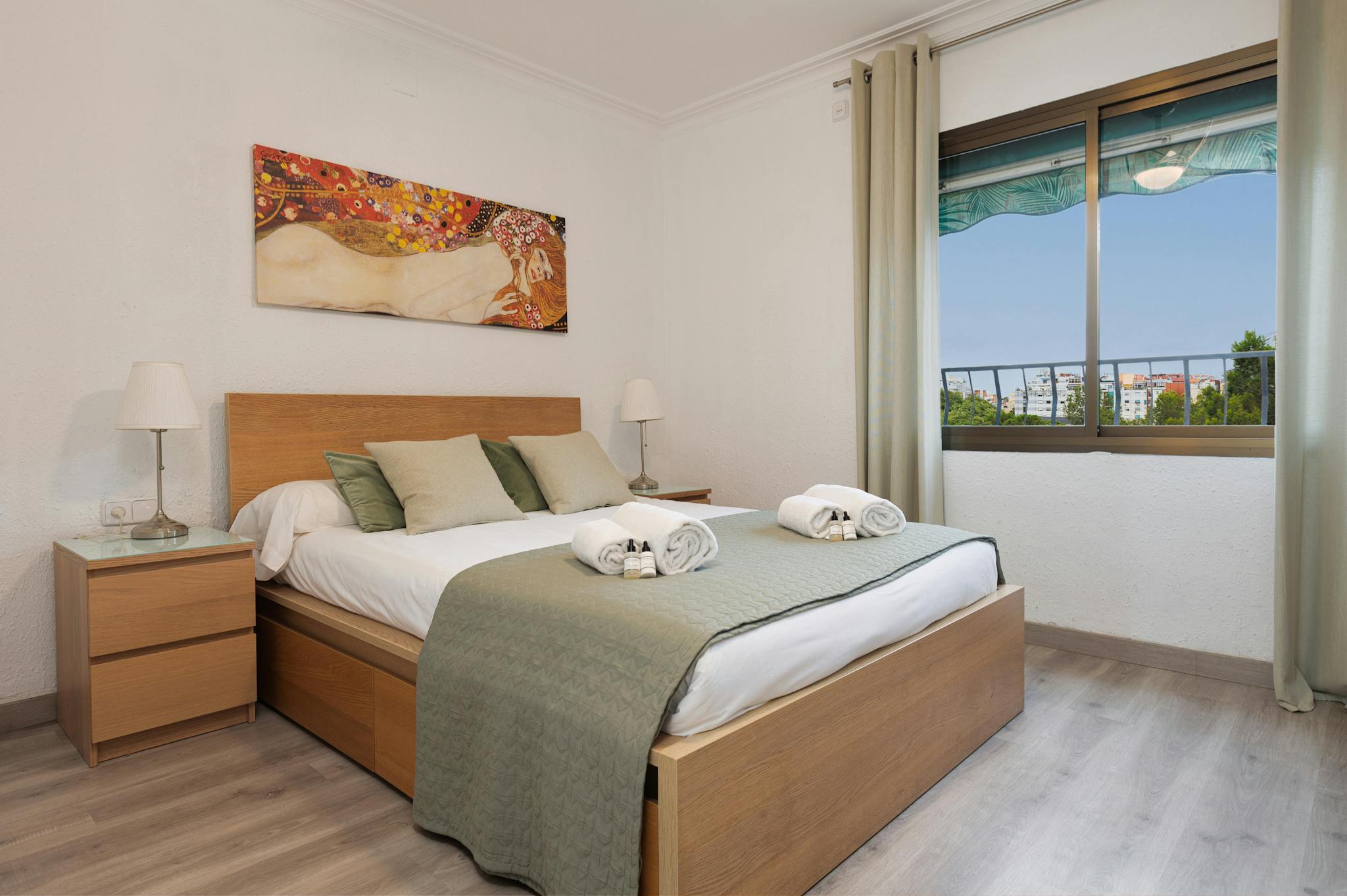 Carrer de la Florida, L'Hospitalet de Llobregat preview