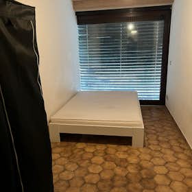 Privé kamer te huur voor € 428 per maand in Kornwestheim, Im Kirchle