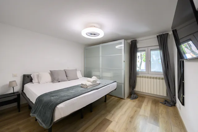 3-Bedroom Building in Calle de los Misterios, Madrid (1226716) room image 2