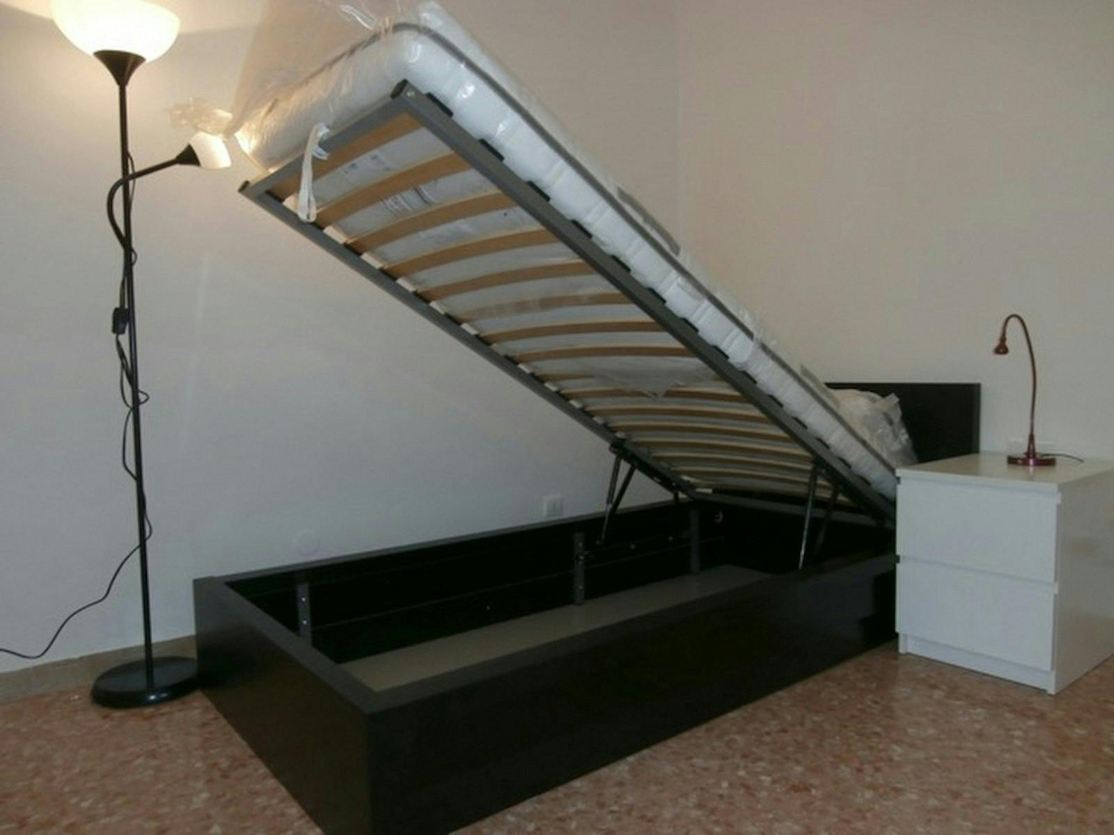 Via Santa Chiara, Verona