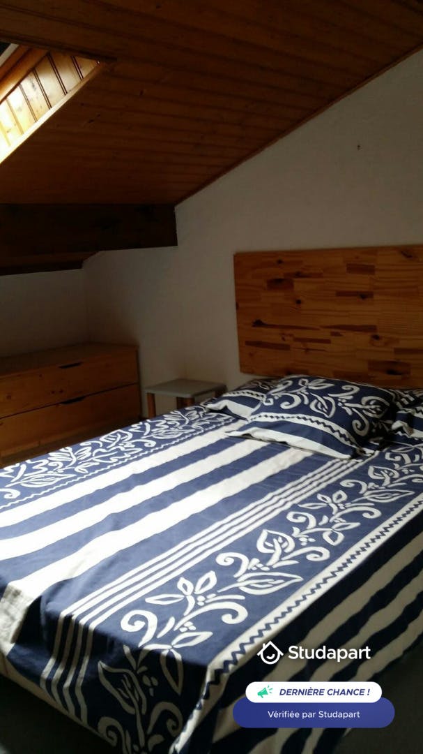 Huis te huur voor € 695 per maand in Biarritz, Avenue de Bidart