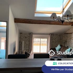 Private room for rent for €750 per month in Antibes, Rue de la République