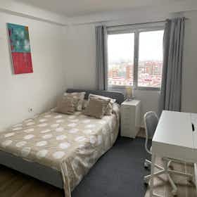 Habitación privada en alquiler por 5550 € al mes en Málaga, Plaza de Miraflores