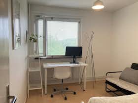Приватна кімната за оренду для 590 EUR на місяць у Göteborg, Mandolingatan