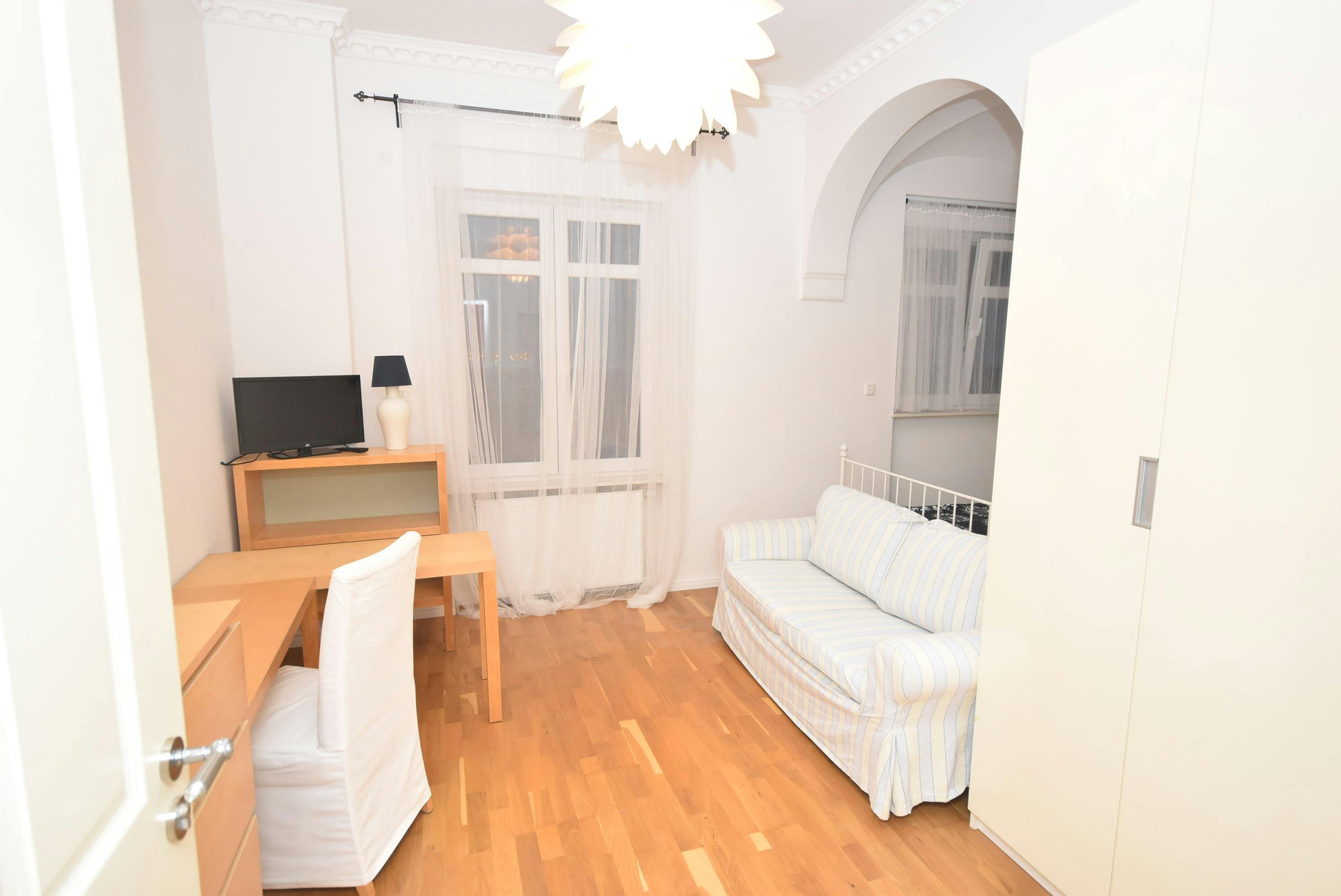 Apartment Frankfurt Am Main, 1 bed, 18m² — photo 3