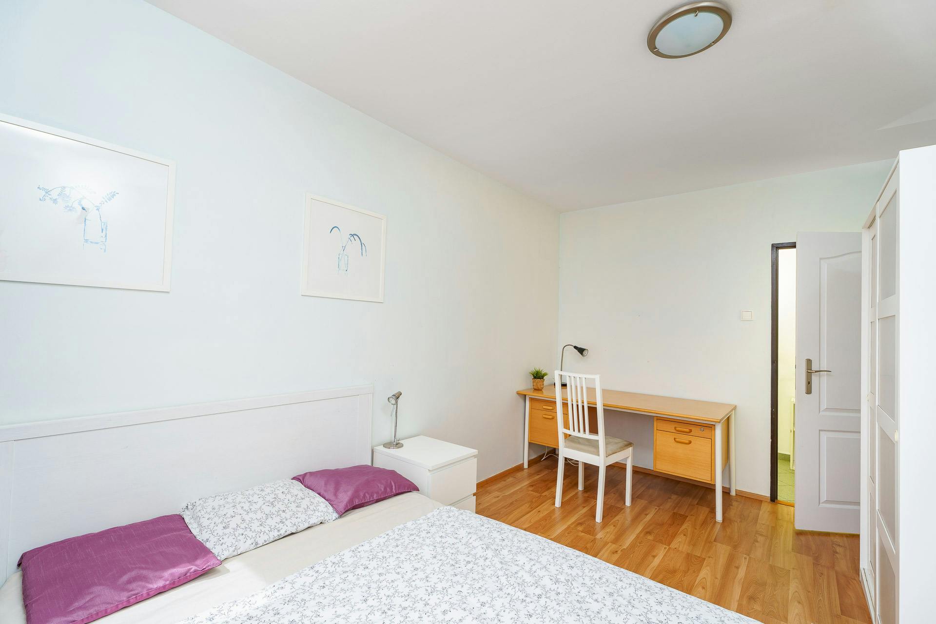 Chambre privée à louer pour 15 900 CZK/mois à Prague, Sokolovská