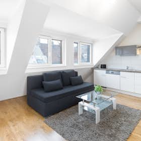 Apartment for rent for €1,485 per month in Vienna, Mandlgasse