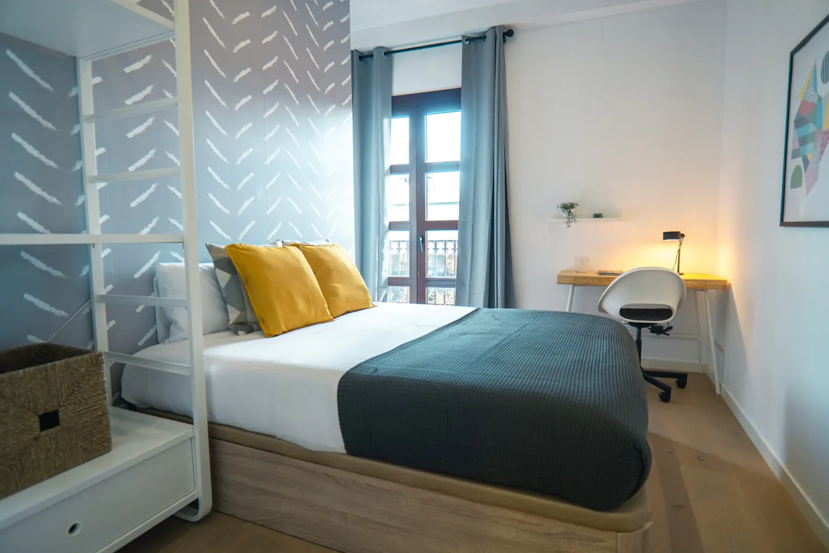 Private room in Rambla de Sant Josep, Barcelona (1238577) ROOM