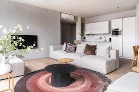 Appartement te huur voor € 4.500 per maand in The Hague, Buitenhof