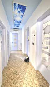 Private room for rent for €640 per month in Turin, Corso Racconigi