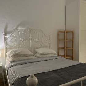 Private room for rent for €460 per month in Barcelona, Carrer de Mallorca