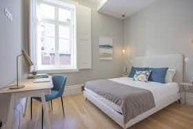 Appartement te huur voor € 950 per maand in Guimarães, Rua da Liberdade