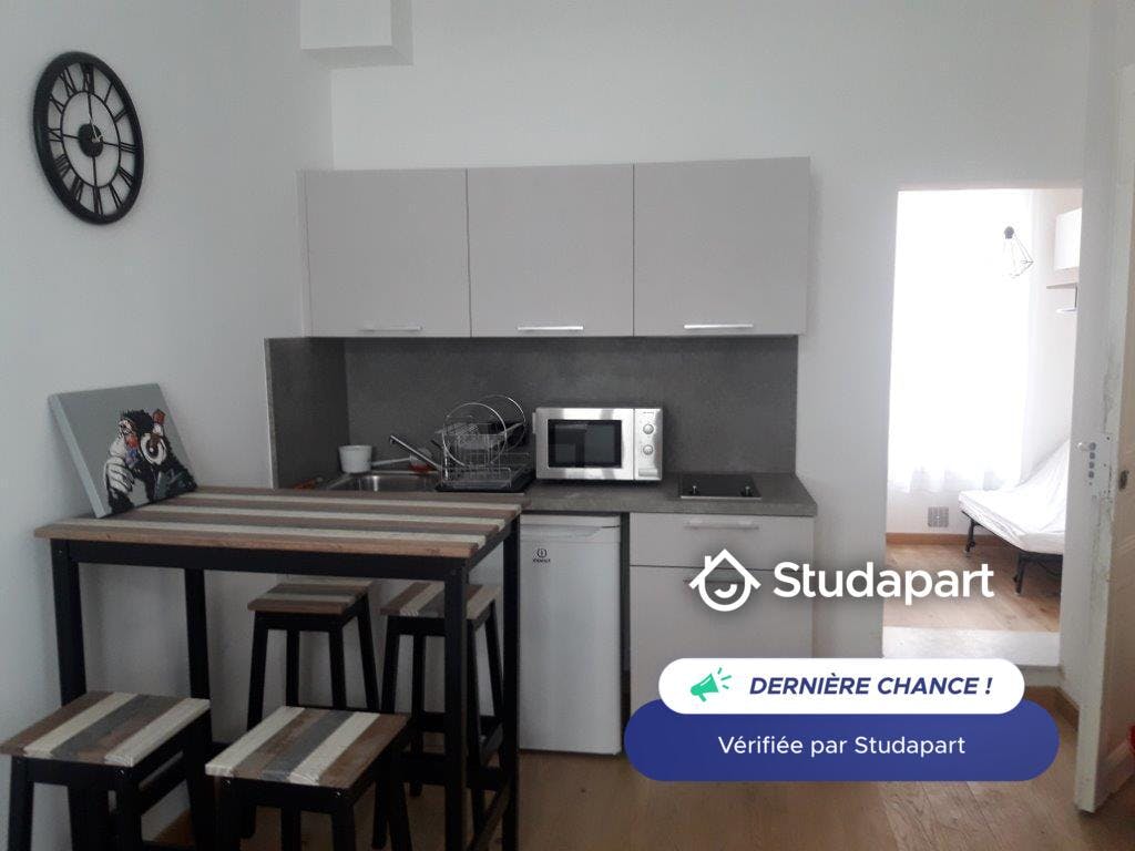 Apartment for rent for €760 per month in Nice, Rue de Fontan