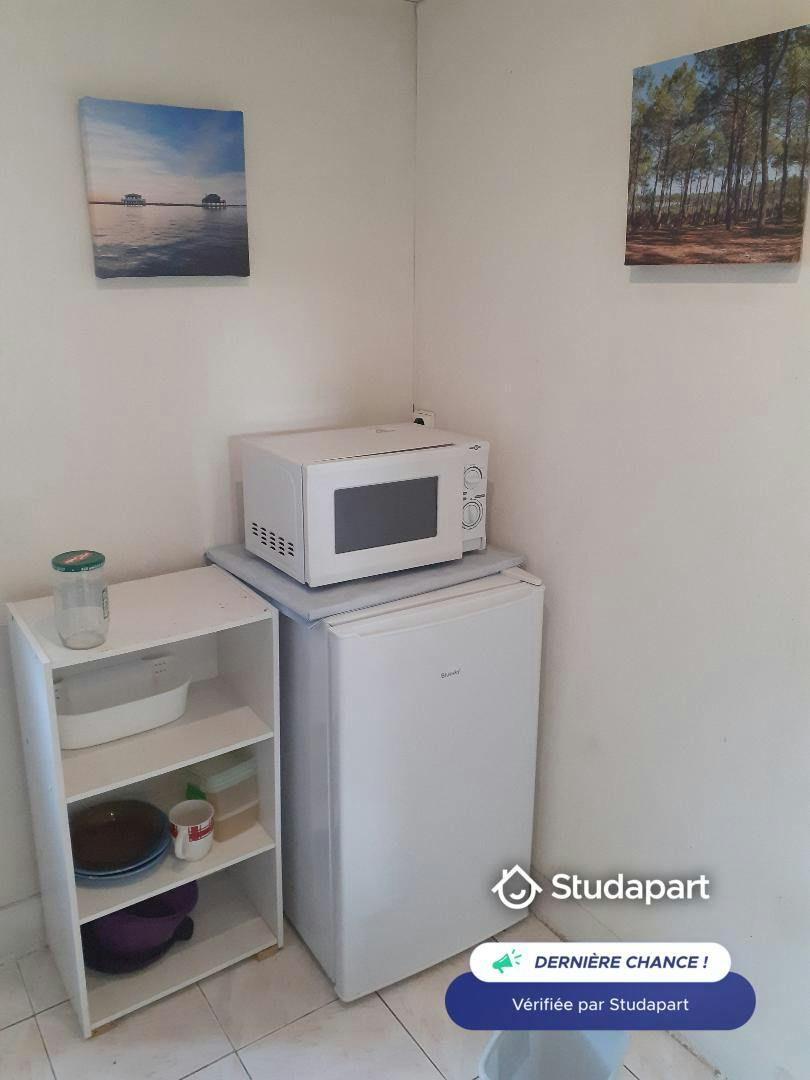 Private room for rent on Rue du Maréchal Maunoury, Bordeaux - Vue 5