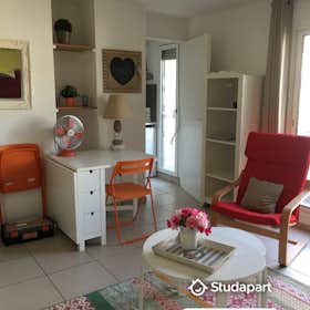 Apartment for rent for €600 per month in Toulouse, Chemin de la Salade Ponsan