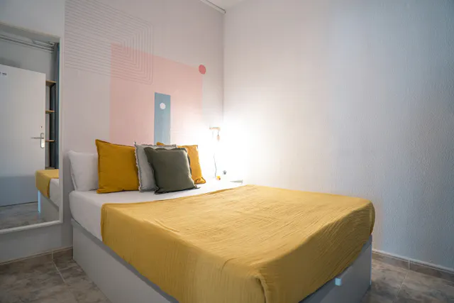 Private room in Carrer de Roger de Llúria, Barcelona (1253977) room image 2