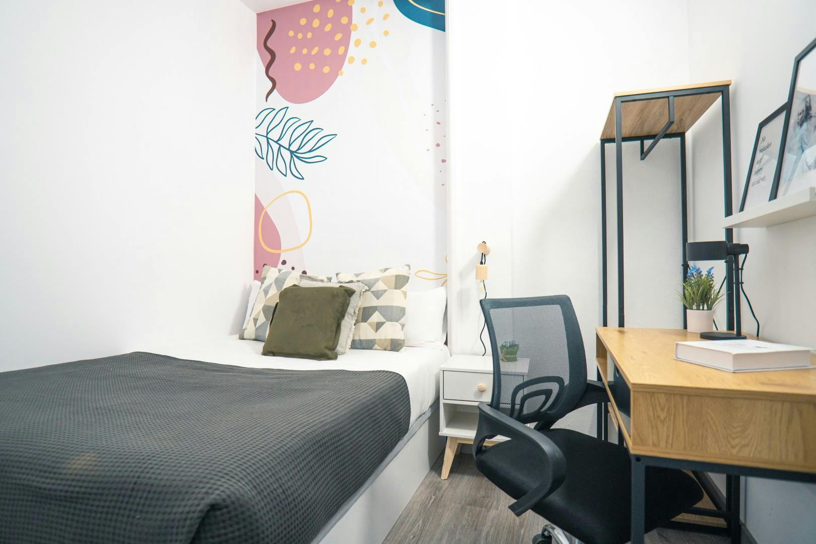 Carrer de Roger de Llúria, Barcelona preview