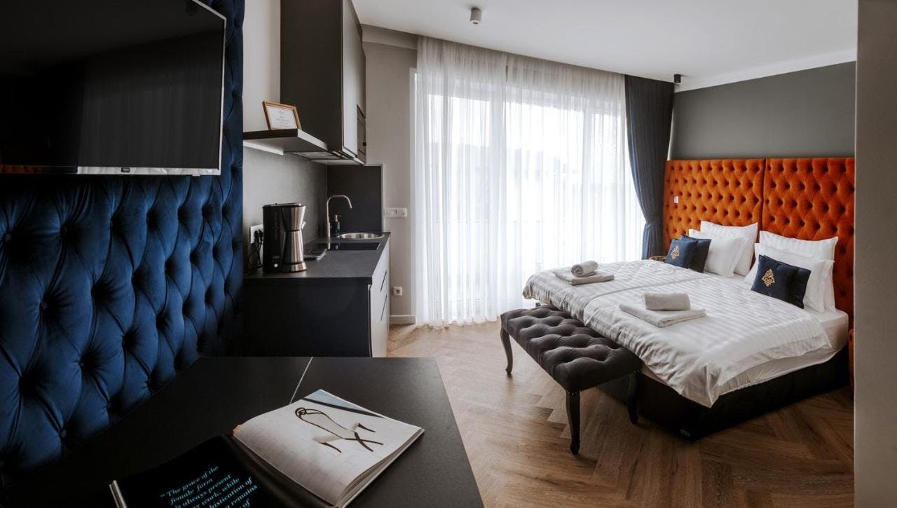 Studio for rent for €1,050 per month in Ljubljana, Saveljska cesta