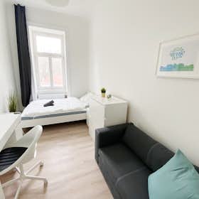 WG-Zimmer for rent for 450 € per month in Graz, Brockmanngasse