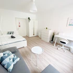 私人房间 正在以 €540 的月租出租，其位于 Graz, Lazarettgasse