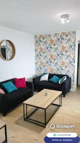 Privé kamer te huur voor € 360 per maand in Troyes, Boulevard Jules Guesde