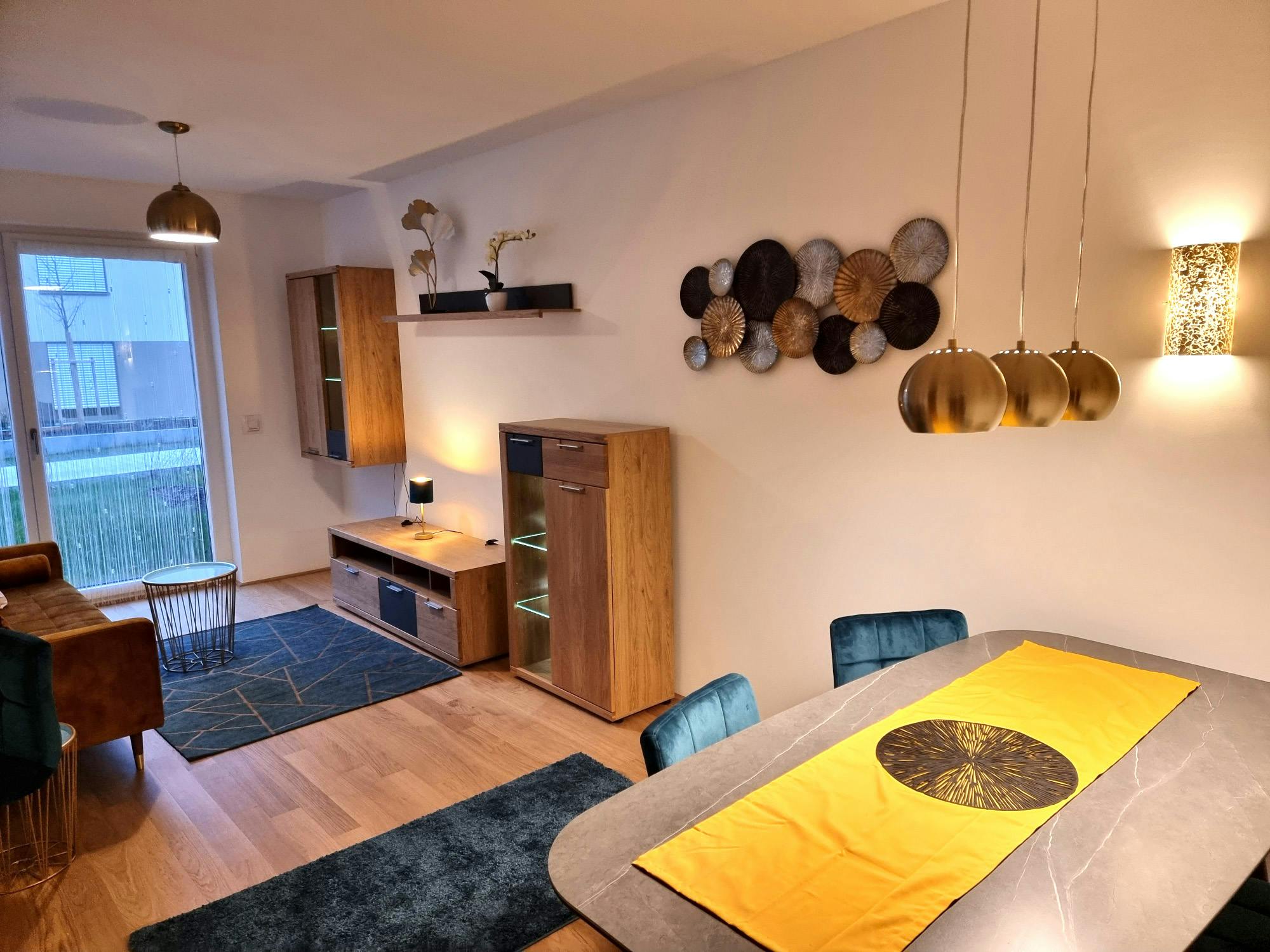 Wohnung zu mieten für 1.850 € pro Monat in Freilassing, Münchener Straße
