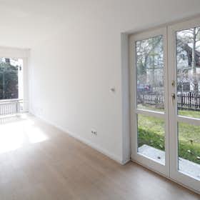 House for rent for €3,500 per month in Berlin, Ilsensteinweg