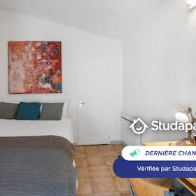 WG-Zimmer zu mieten für 600 € pro Monat in Valbonne, Route de Nice