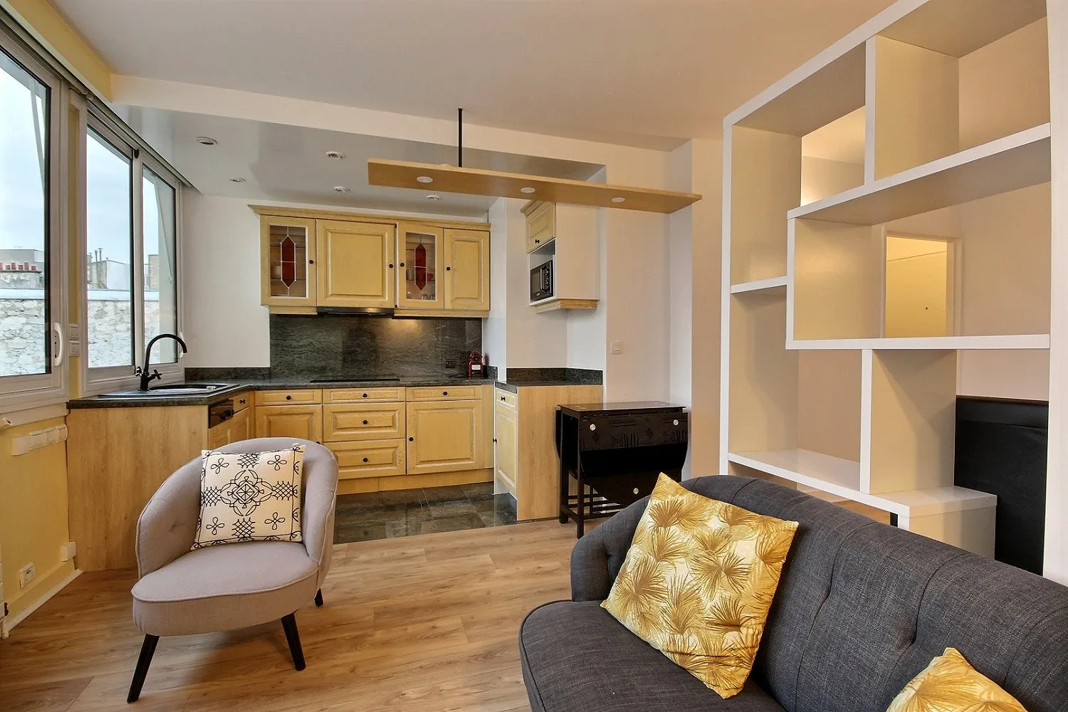 1-Bedroom Apartment in Rue du Faubourg Saint-Honoré, Paris (1267021) ROOM 1