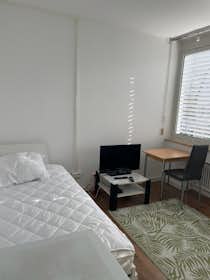 私人房间 正在以 €640 的月租出租，其位于 Waiblingen, Bahnhofstraße