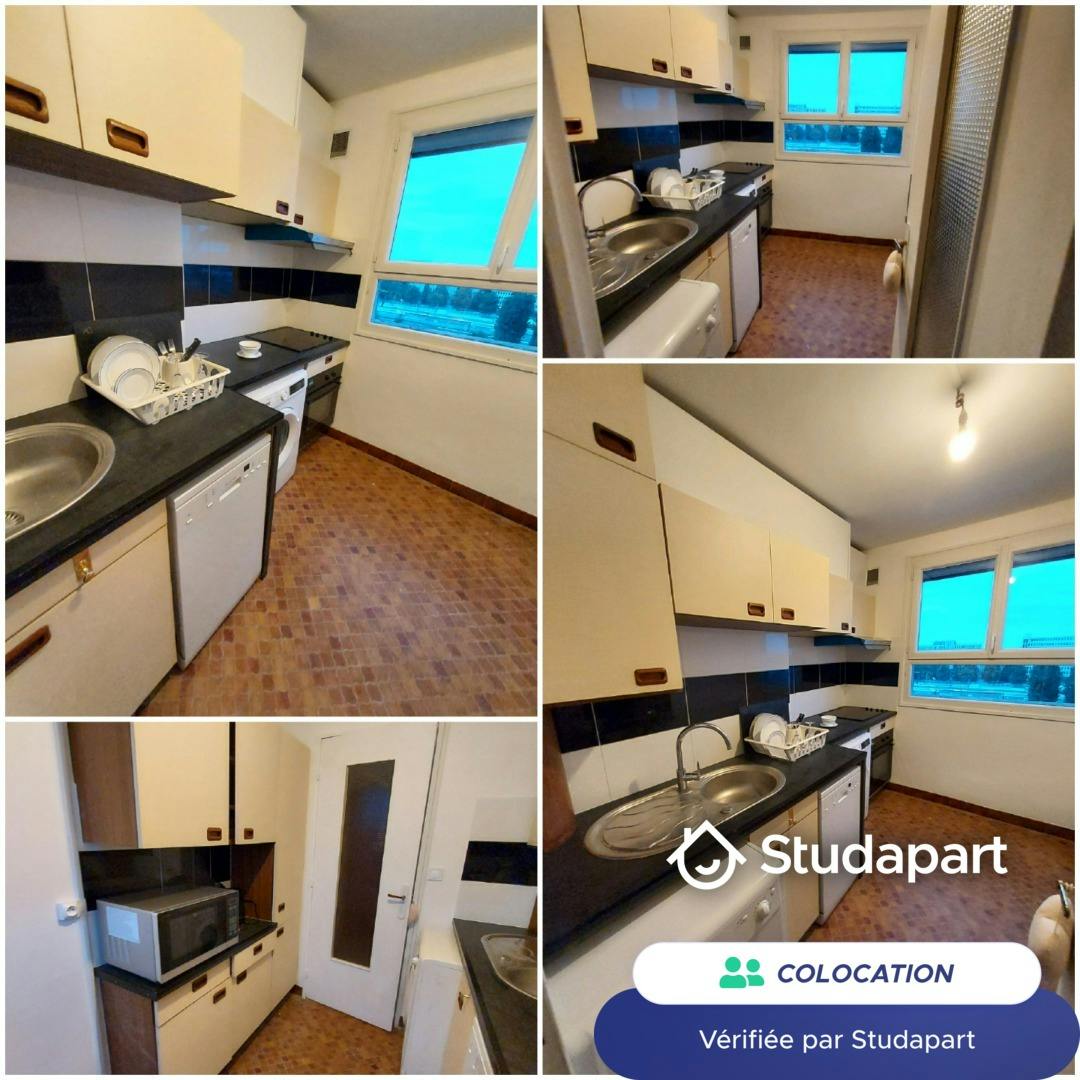 Private room for rent for €400 per month in Orléans, Rue Clément V