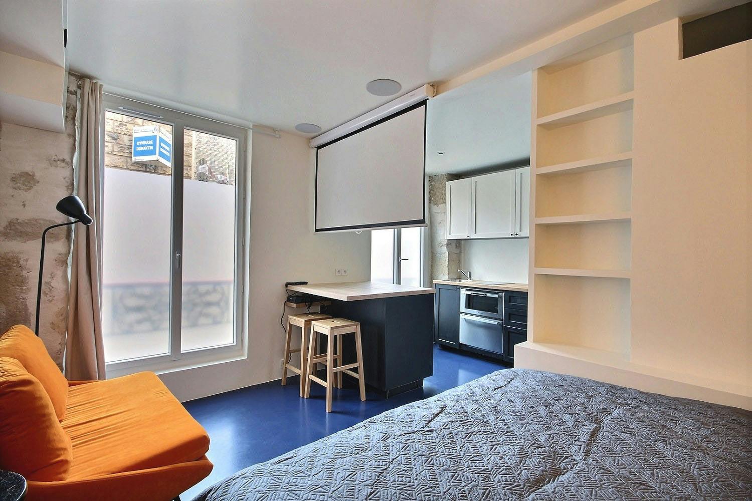 Studio for rent for €1,166 per month in Paris, Rue Durantin