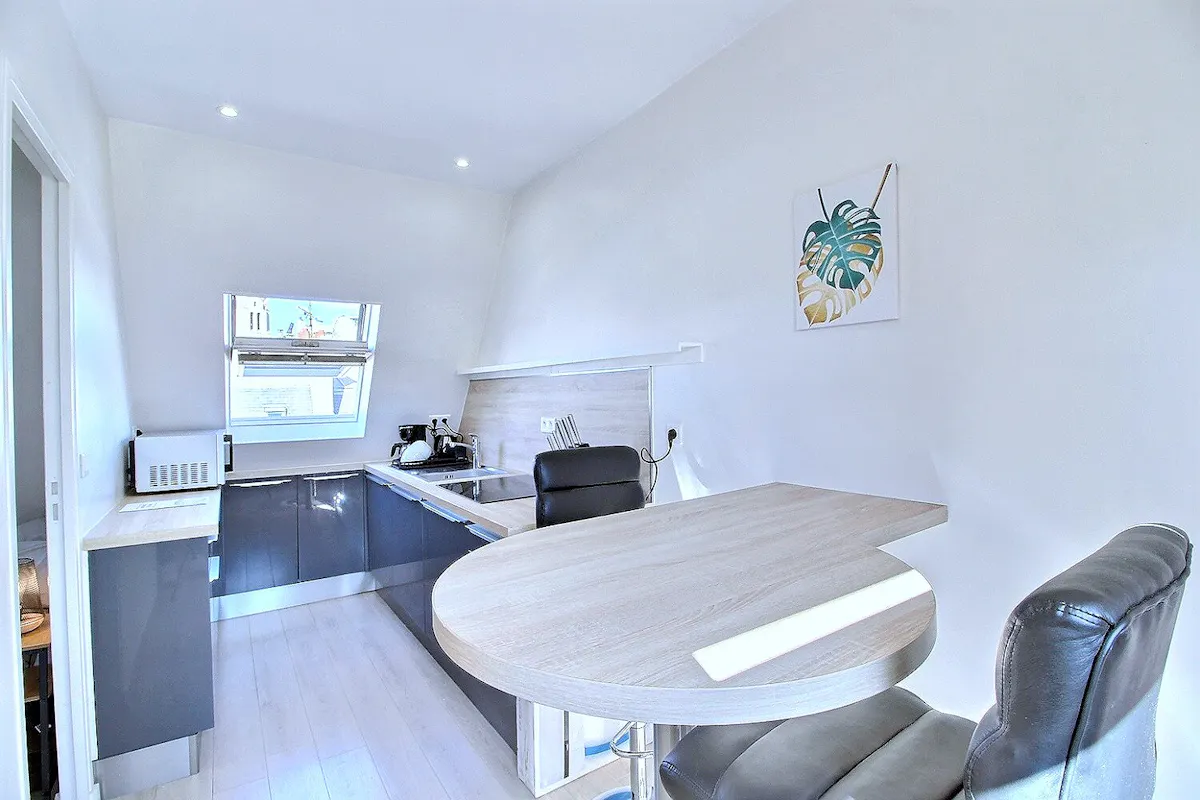 1-Bedroom Apartment in Rue Freycinet, Paris (1268624) ROOM