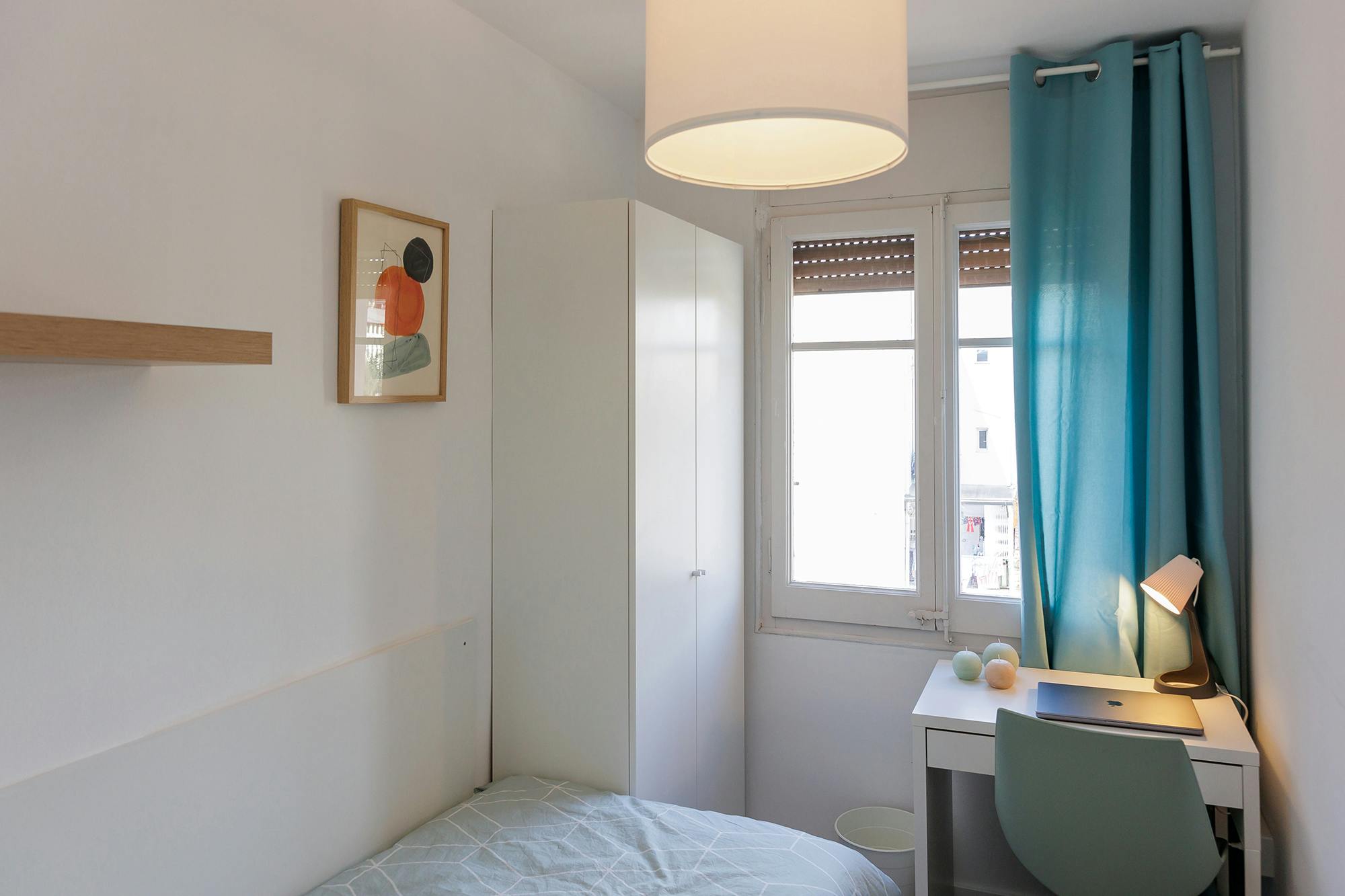 Private room for rent for €515 per month in L'Hospitalet de Llobregat, Carrer de Vallparda
