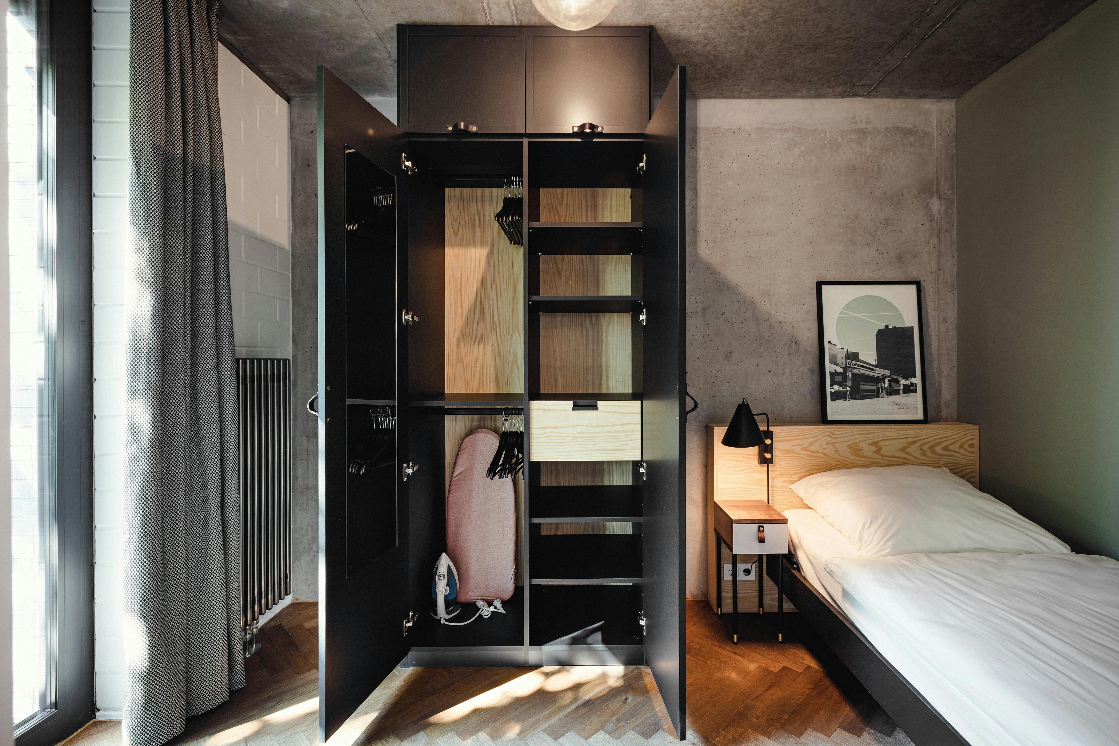 preview gallery tile