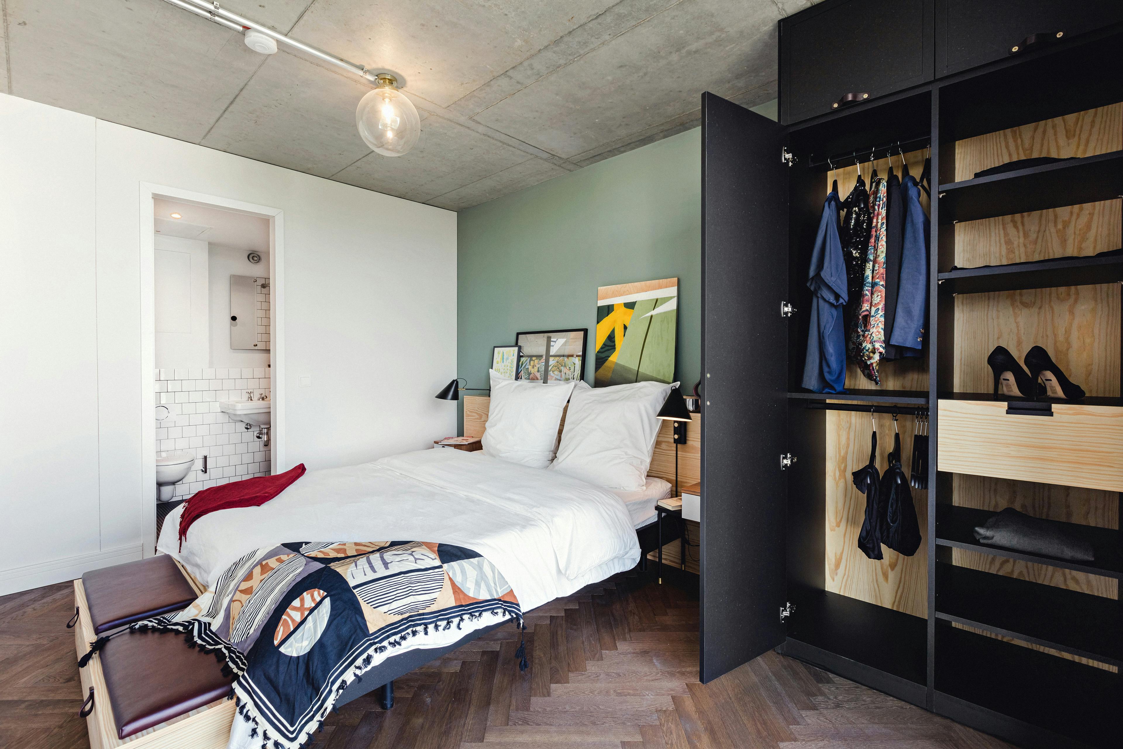 preview gallery tile