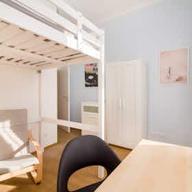 Отдельная комната сдается в аренду за 18 499 CZK в месяц в Prague, Sokolská