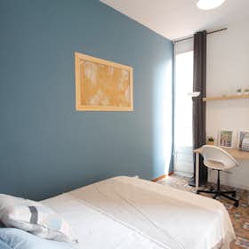 Private room for rent for €750 per month in Barcelona, Carrer Nou de Sant Francesc