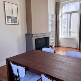 Apartment for rent for €1,000 per month in Brussels, Rue Saint-Géry