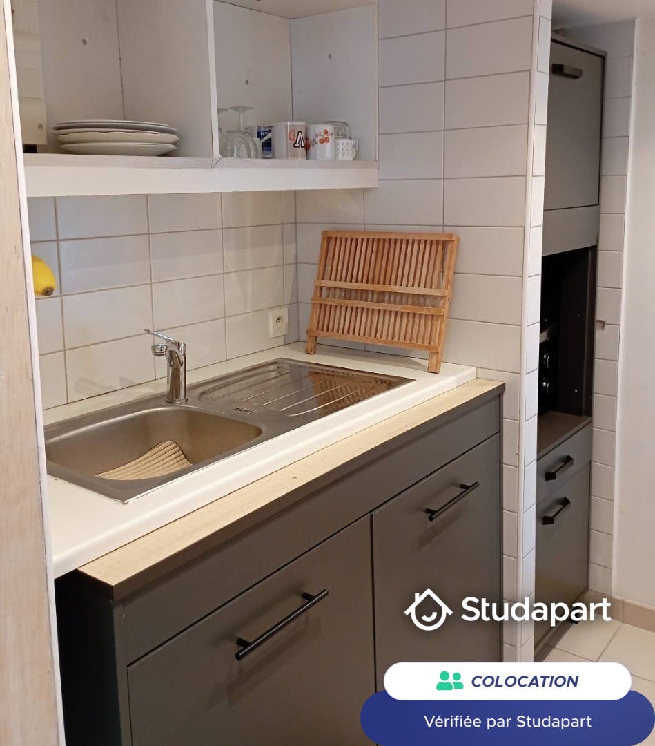 Privé kamer te huur voor € 399 per maand in La Jarrie, Rue de Nuaillé